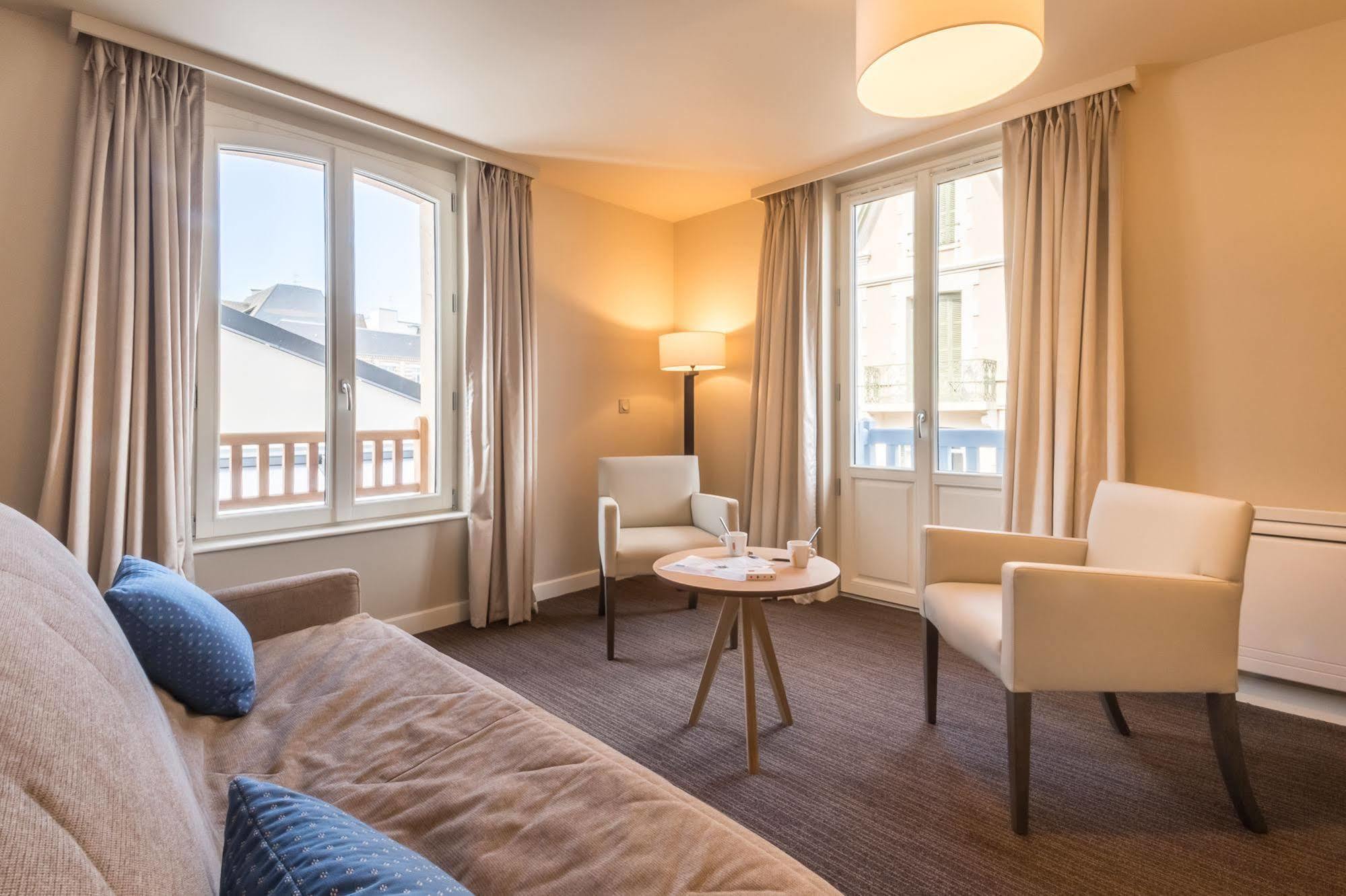Villa Odette Deauville Esterno foto